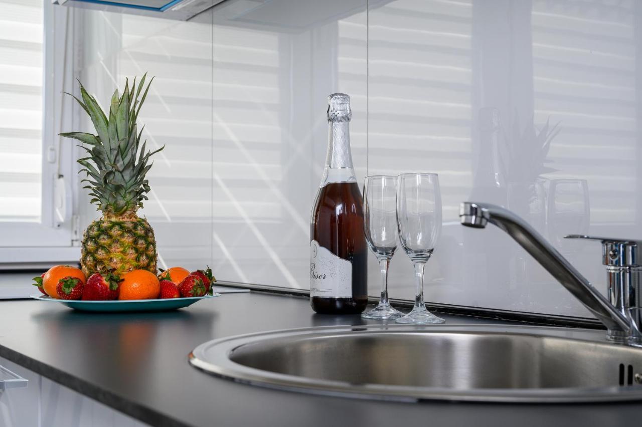 Apartman Nataly Ni Esterno foto