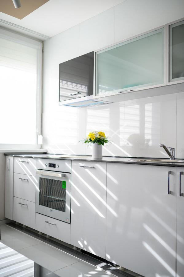 Apartman Nataly Ni Esterno foto