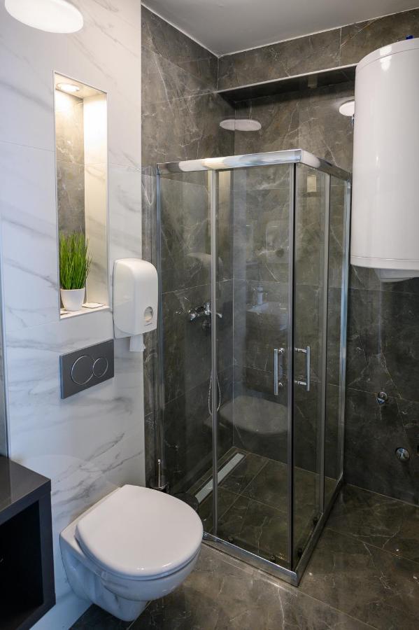 Apartman Nataly Ni Esterno foto