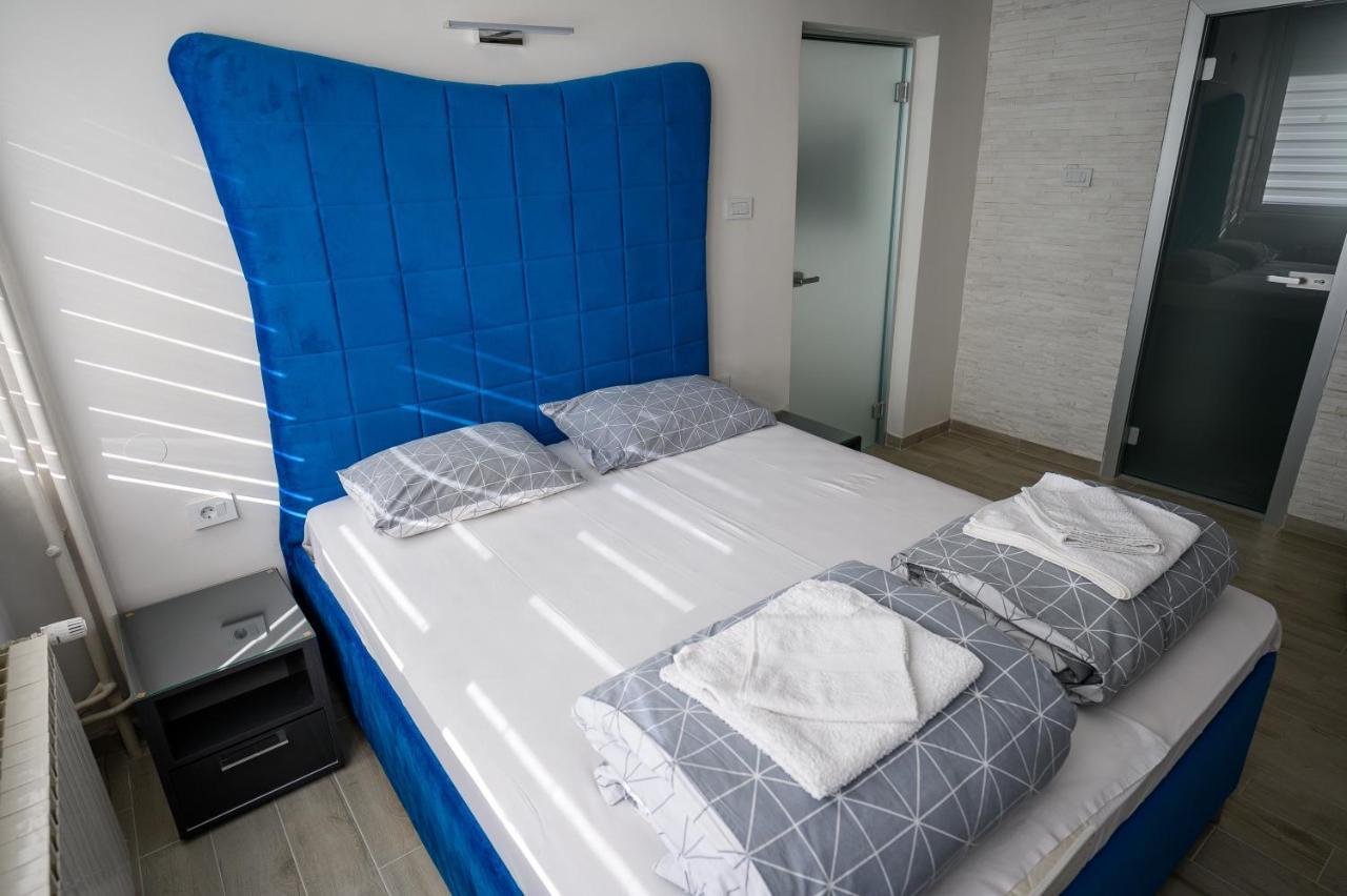 Apartman Nataly Ni Esterno foto